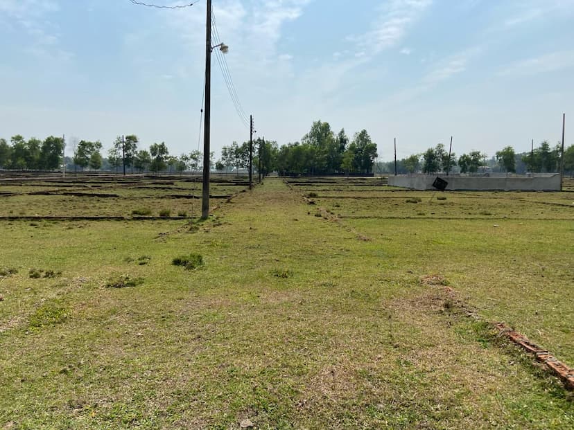 হাইব্রিড সিটি, পীরের বাজার ৫ ডেসিমেল পরিমাপের প্লট কিনুন