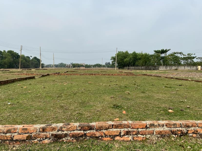 হাইব্রিড সিটি, পীরের বাজার ৮ ডেসিমেল পরিমাপের প্লট কিনুন